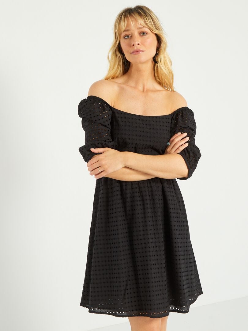 Robe Manches Courtes Avec Broderies Anglaises Noir Kiabi