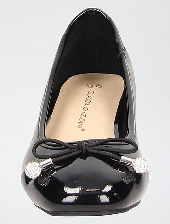 Ballerines vernies avec petits talons