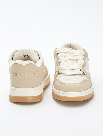 Baskets basses type skate