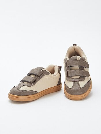 Baskets bicolores à scratchs