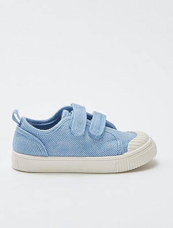 Baskets en toile à scratchs