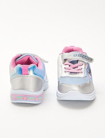 Baskets lumineuses 'Stitch'