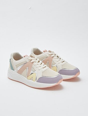 Baskets multicolores