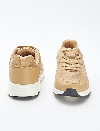 Baskets running en mesh