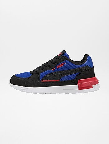 Baskets running 'Puma'