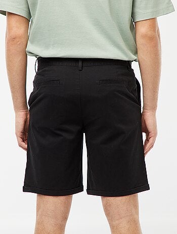 Bermuda coupe chino avec base à revers