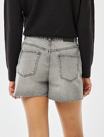 Bermuda en jean 5 poches avec strass