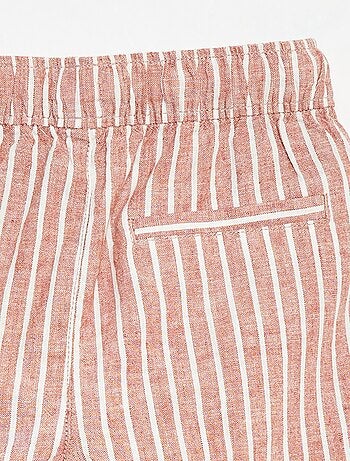 Bermuda léger et rayé