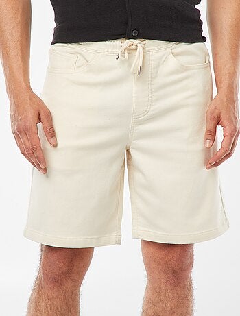 Bermuda uni avec taille élastiquée et cordons de serrage