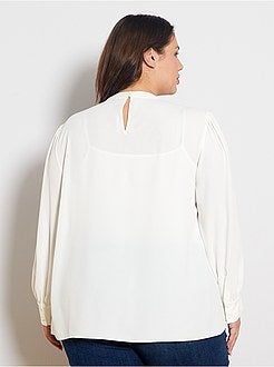 Blouse à col haut et ouverture en V - Kiabi