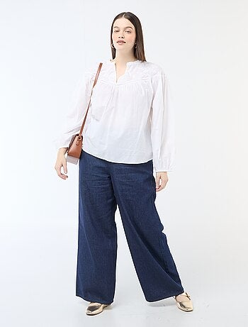 Blouse à manches longues avec broderies