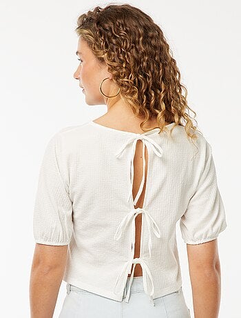 Blouse avec liens à nouer