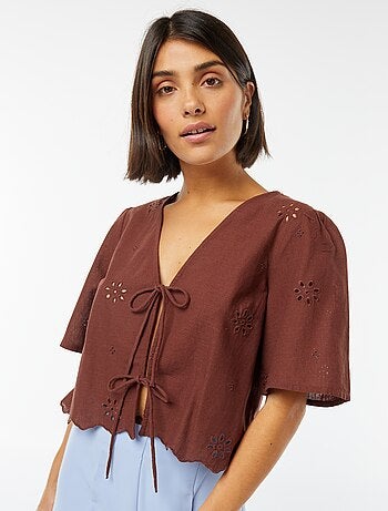 Blouse avec liens et manches 3/4