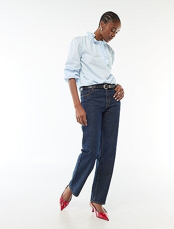 Blouse avec volants au col et à l'ouverture