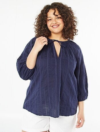 Blouse brodée avec manches 3/4