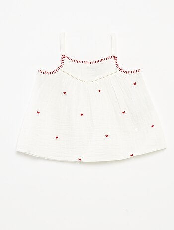 Blouse en gaze de coton avec broderies 'cœurs' all over