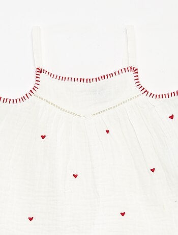 Blouse en gaze de coton avec broderies 'cœurs' all over