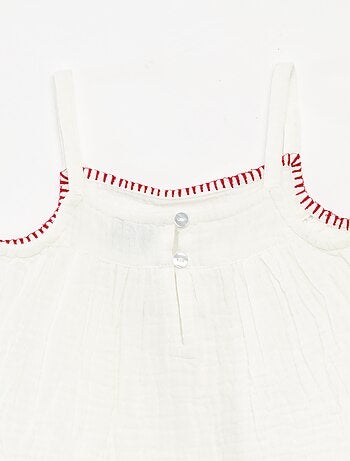 Blouse en gaze de coton avec broderies 'cœurs' all over