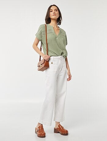 Blouse en gaze de coton avec broderies