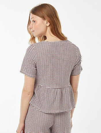 Blouse en matière crêpée avec ouverture à nouer