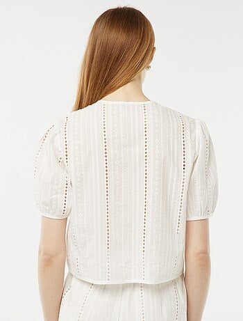 Blouse gilet à manches courtes bouffantes et ouvertures par liens