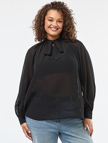 Blouse lavallière avec liens à nouer devant