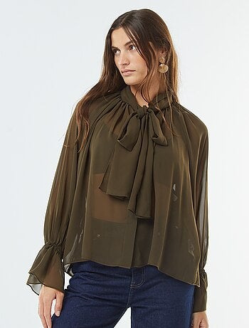 Blouse lavallière fluide avec manches volantées