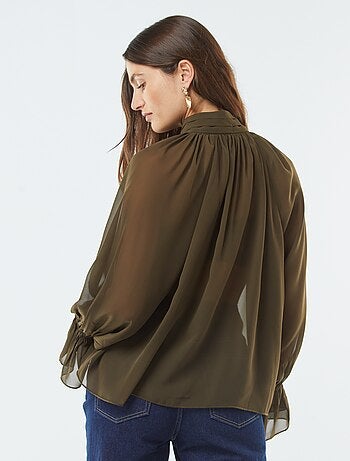 Blouse lavallière fluide avec manches volantées