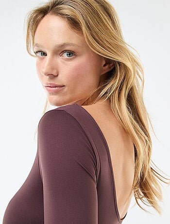 Body uni stretch avec large col rond