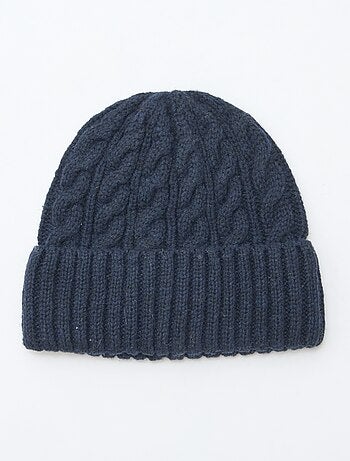 Bonnet en maille torsadée