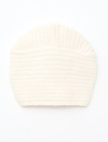 Bonnet tressé