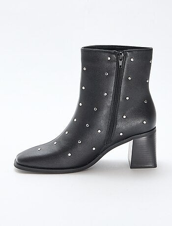 Bottes en simili avec clous uni