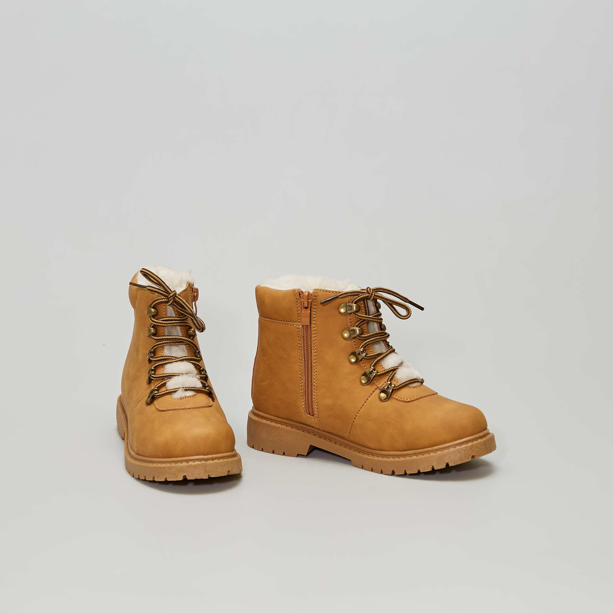des chaussures pour femmes