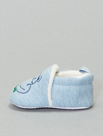 Chaussons Bebe Garcon Pas Chers Et Chaussettes Mode Bebe Garcon Bebe Taille 18 19 Kiabi