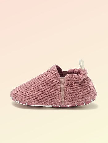 Chaussons souples avec élastiques motricité 1 - Kitchoun