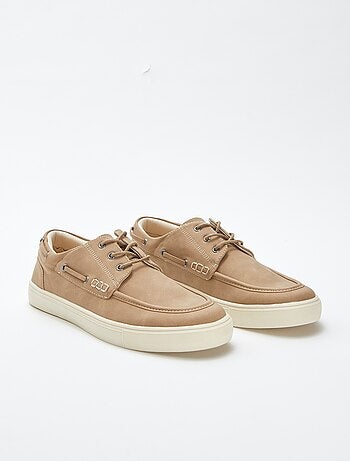 Chaussures bateau à lacets