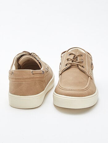 Chaussures bateau à lacets