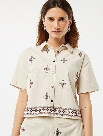 Chemise à manches courtes avec broderies