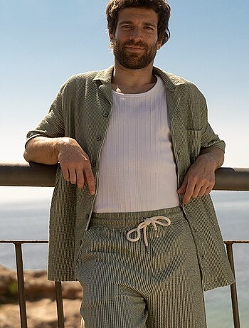 Chemise à manches courtes en matière type crépon