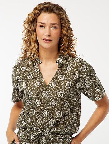 Chemise à manches courtes et motif floral