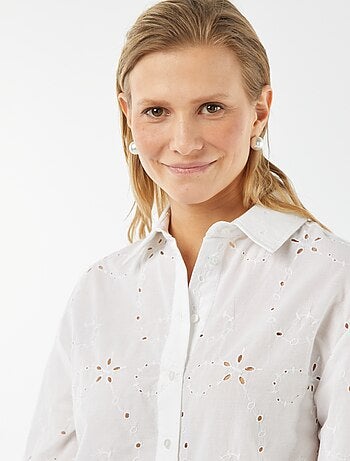 Chemise avec broderies anglaises