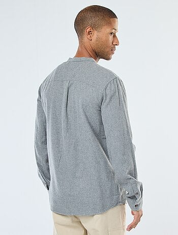Chemise en flanelle uni avec un col mao