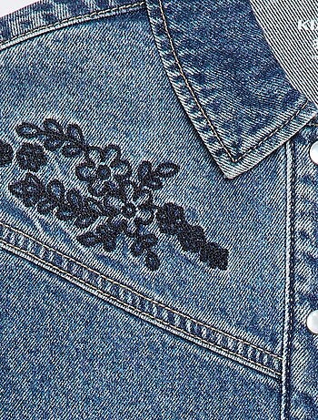 Chemise en jean avec broderies
