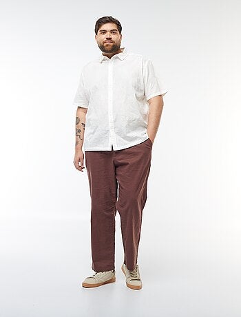 Chemise manches courtes avec broderies fleurs all over