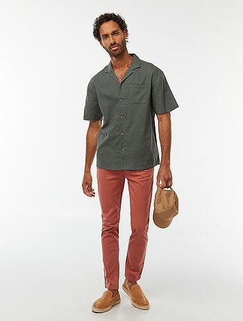 Chemise manches courtes avec poche poitrine
