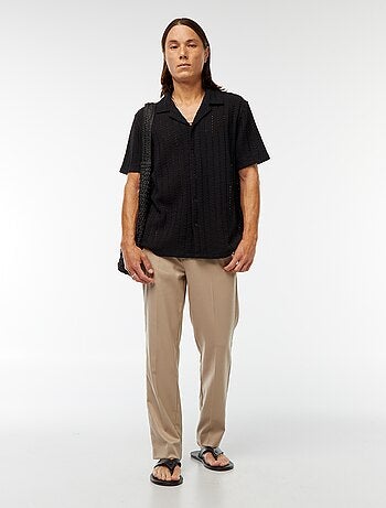 Chemise manches courtes en matière ajourée