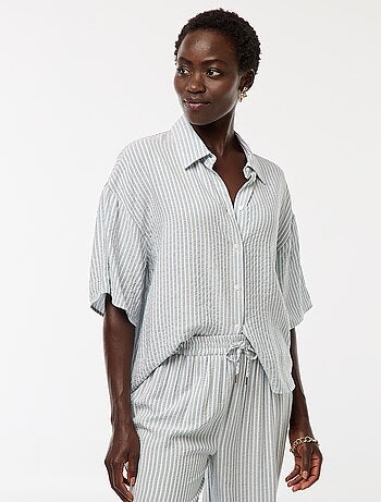 Chemise rayé à maches courtes