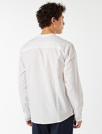 Chemise unie avec col mao et manches retroussables