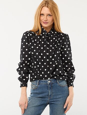 Chemisier à motif avec bouton fantaisie au col