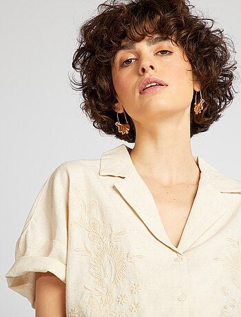 Chemisier en lin à broderies